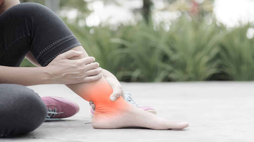 how to get rid of swollen ankles fast
